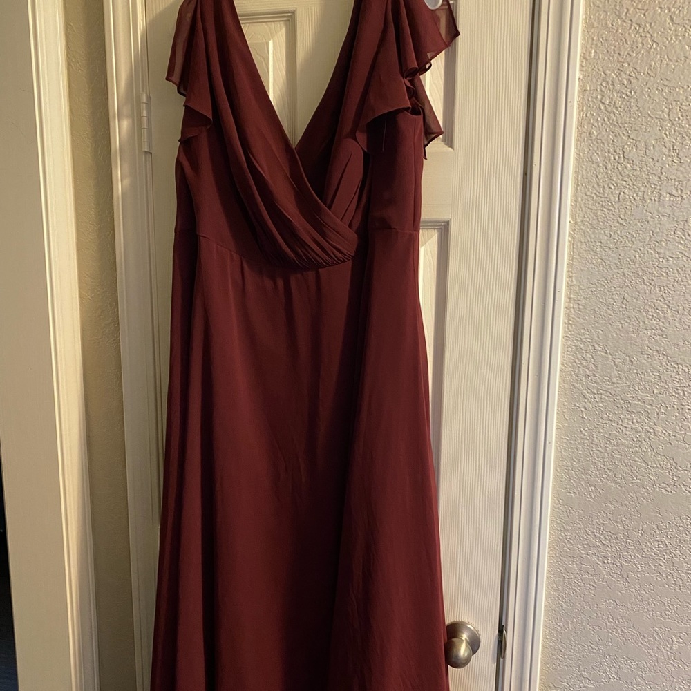 David’s Bridal bridesmaids dress, color wine
